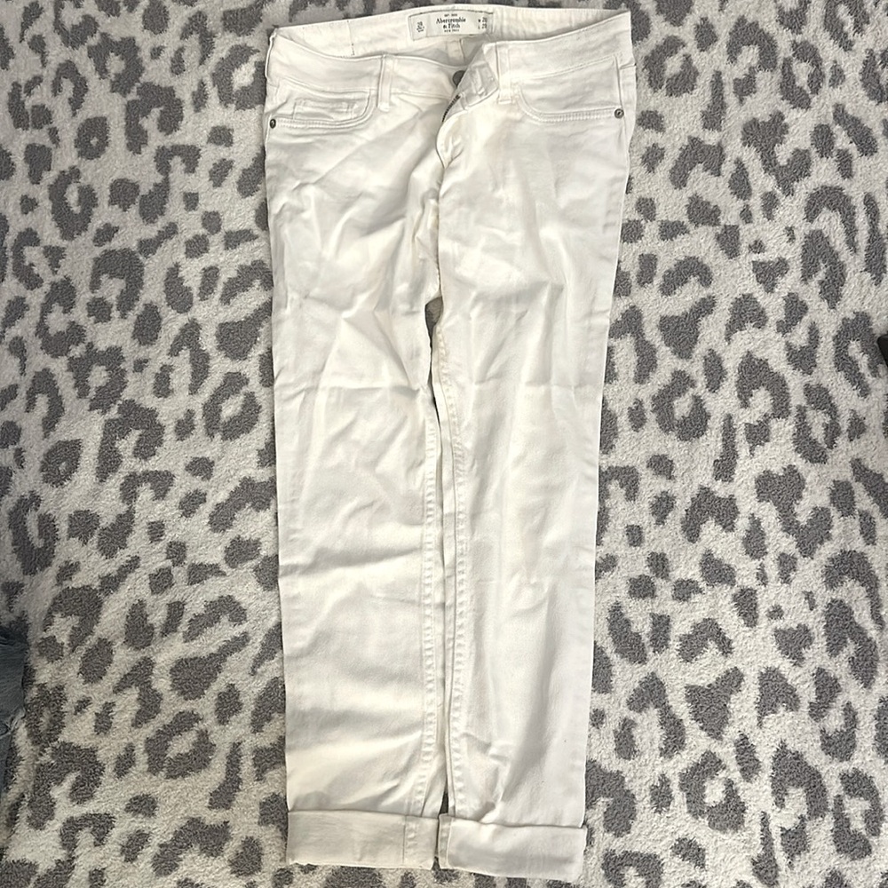 2 for $10 Abercrombie & fitch white denim sz2